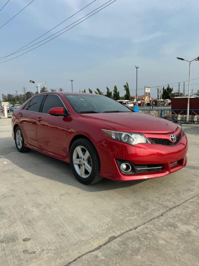 Tokunbo Toyota Camry 2014 location Ajah in Ajah, Lagos, Nigeria